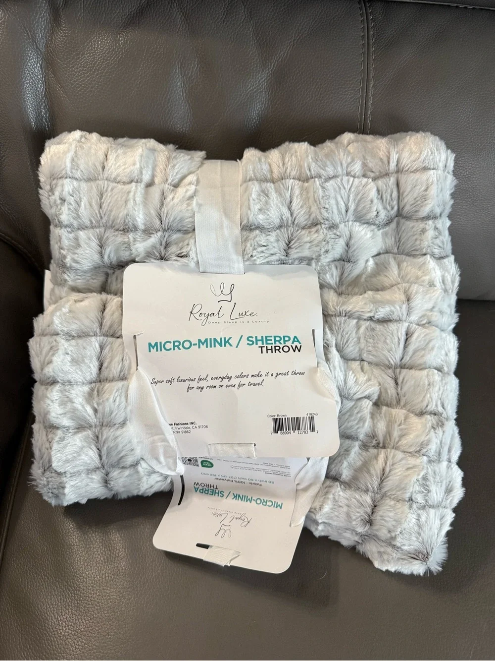 Royal Luxe Micro-Mink Sherpa Throw - Light Gray Faux Fur. 50x60
